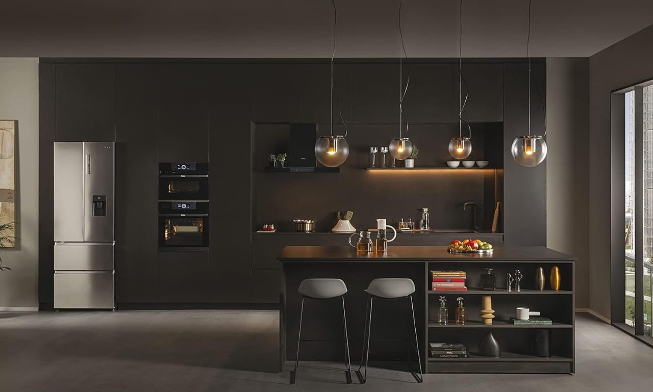 REFRIGERATEUR HAIER SIDE BY SIDE 4PORTERS
477LITRES AVEC FONTAINE GRIS
HFW7720EWMP