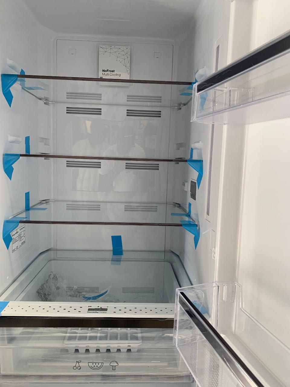 REFRIGERATEUR ENDURO COMBINE 3TIROIRS
450LITRES NOFROST VITRE BEIGE RCN450GD