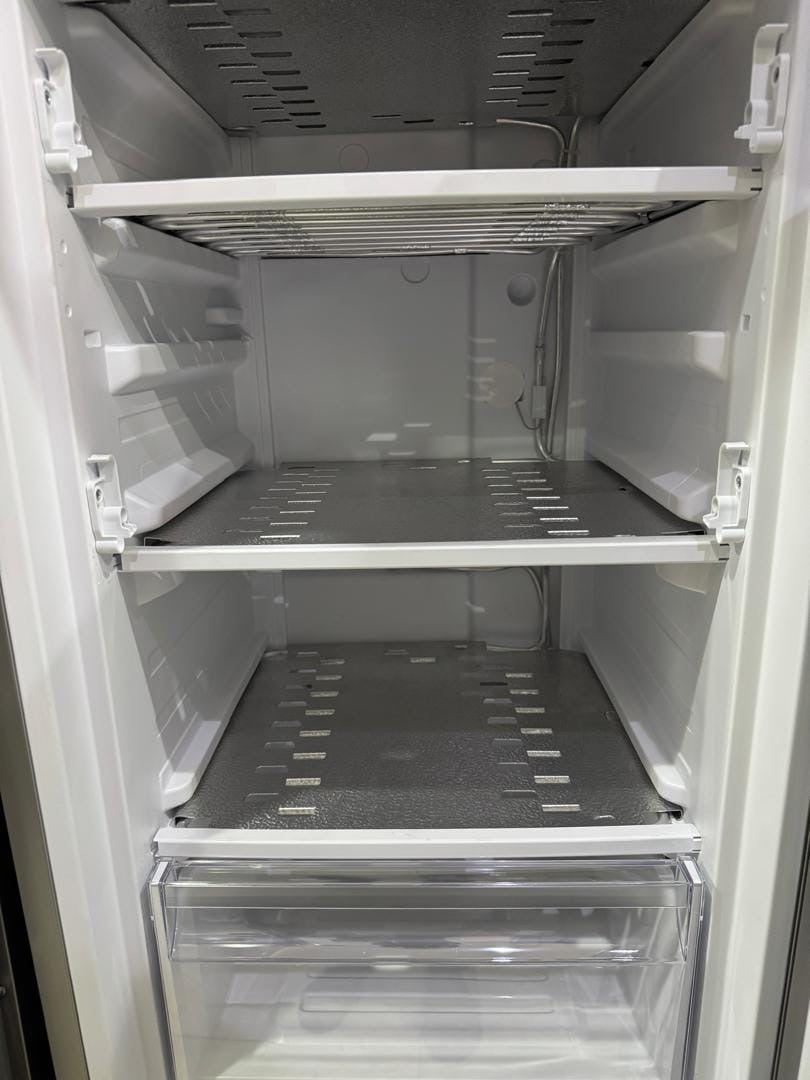 Nom produit
REFRIGERATEUR DESKA COMBINE 4TIROIRS
PLAQUE ALUMINIUM AVEC FONTAINE BF315DK