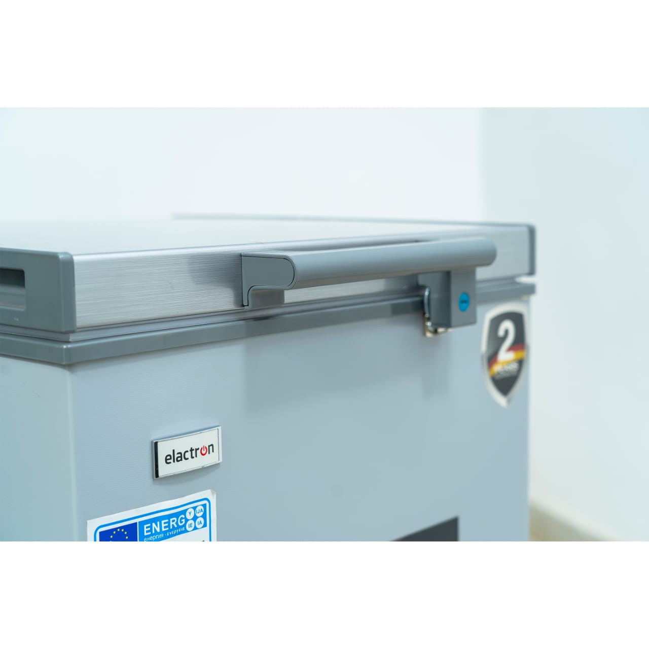 CONGELATEUR ELACTRON HORIZONTAL
150LITRES GRIS EL248CFS
