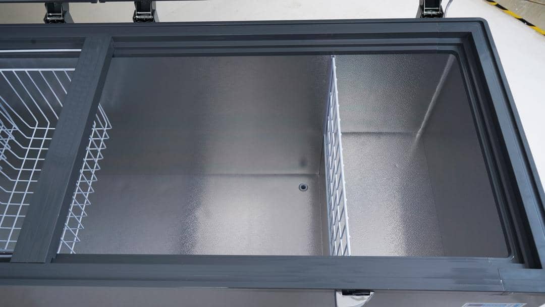 CONGELATEUR ASTECH HORIZONTAL 700LITRES
GRIS CH700GM